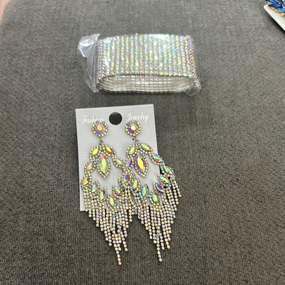 Iridescent Crystal Chandelier Earrings - Multicolor